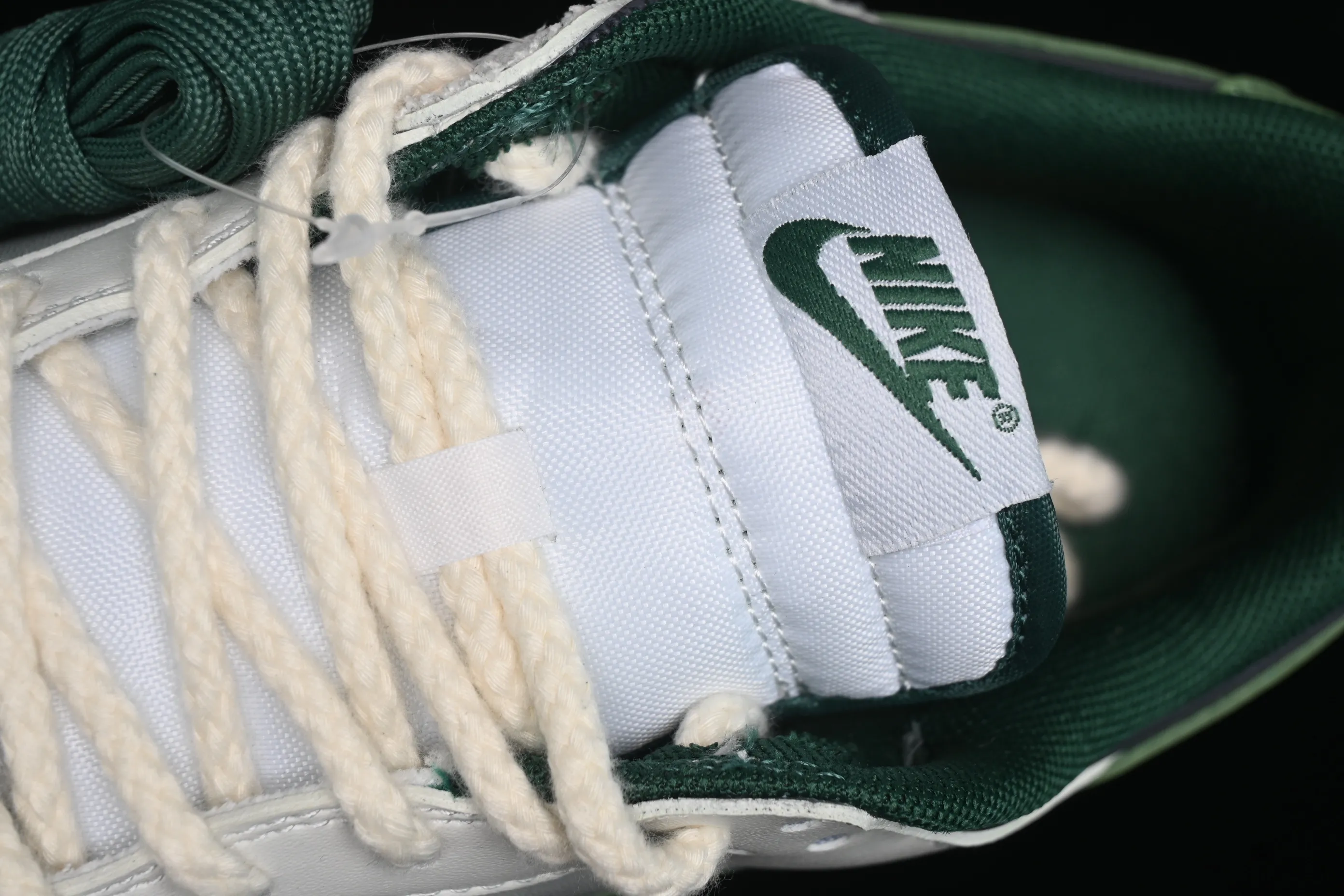 All Categories Nk SB Dunk Series Nk SB Dunk Low Low-top sneakers Nk Dunk Low Retro "Varsity Green" Panda Prank Skyline Speed ​​Chase Low-top casual sneakers DD1391-101